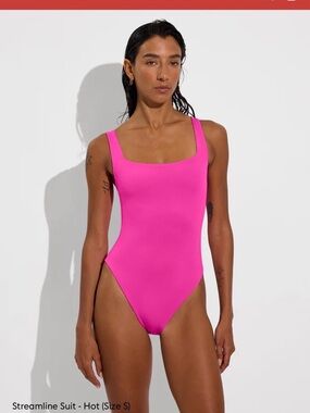 Left on Friday Streamline Swimsuit NWT